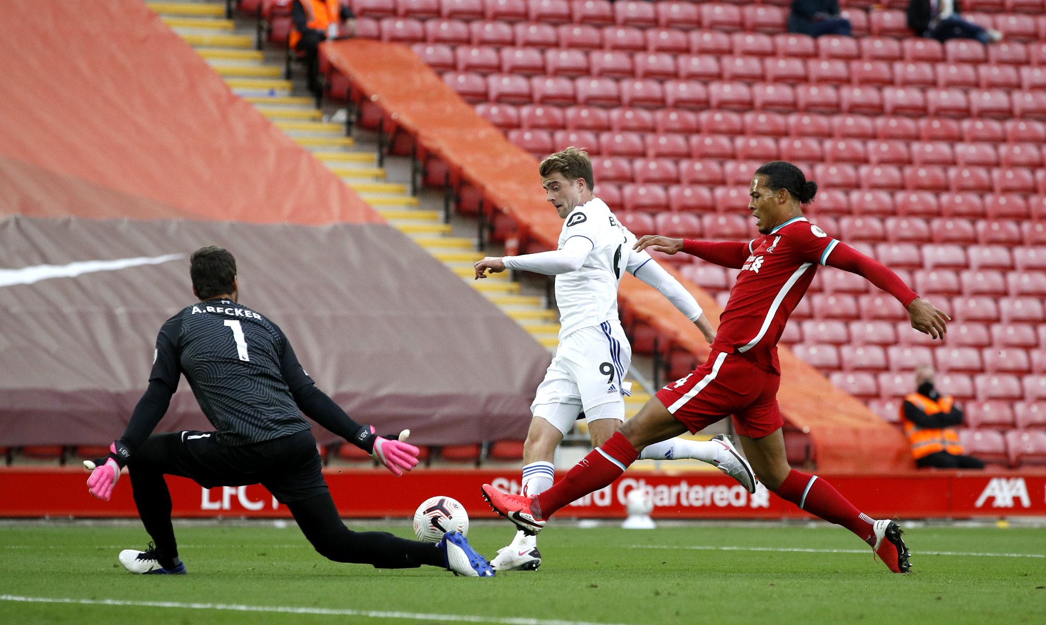 也坚定了俱 也坚定了俱